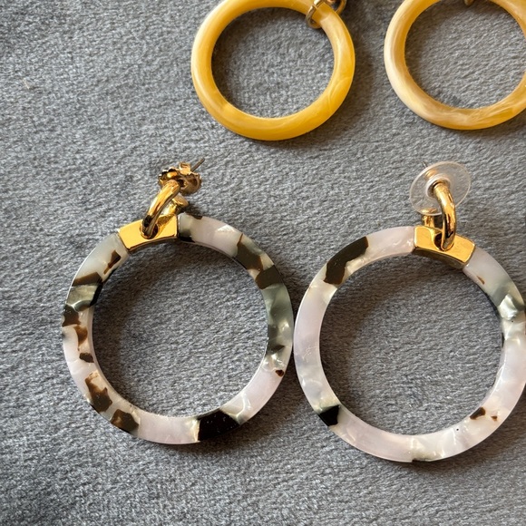 8 Multicolor Earring Set - Picture 4 of 9